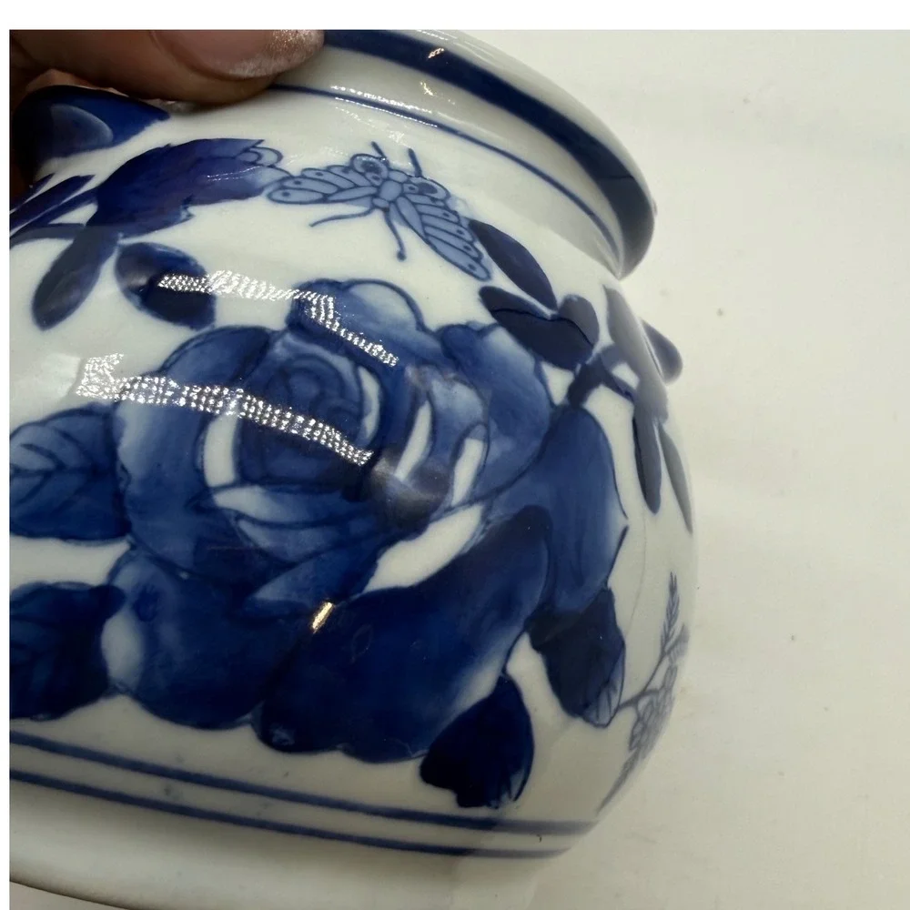 Vintage Blue and White Porcelain Ginger Jar Lidded Rose Butterfly Chinoiserie
